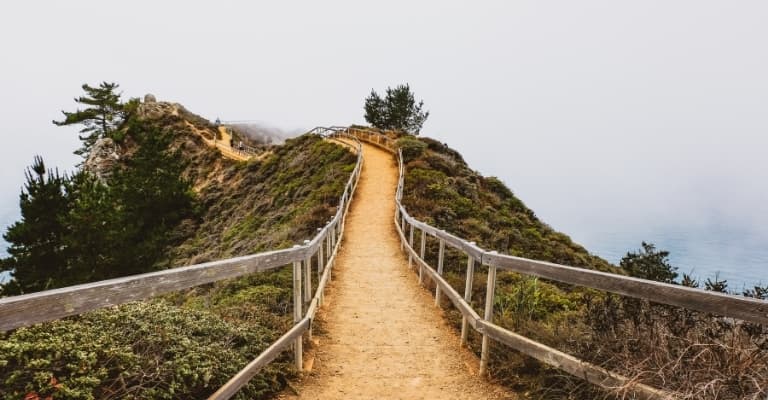 Scenic meditative hiking trail